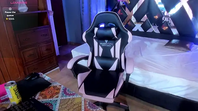 michell sweetiee online show from February 28, 7:46 pm