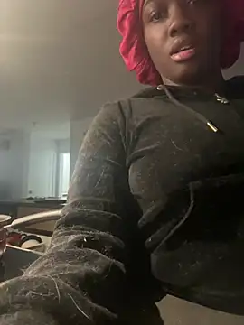 icelyne 2001 online show from March 7, 1:01 am