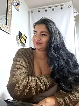 Scarlett Hot69 online show from June 7, 8:10 am