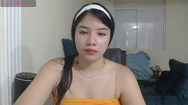mia girl07 online show from May 2, 9:07 pm