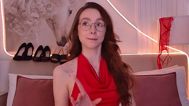 Emily Simon online show from July 17, 6:07 am
