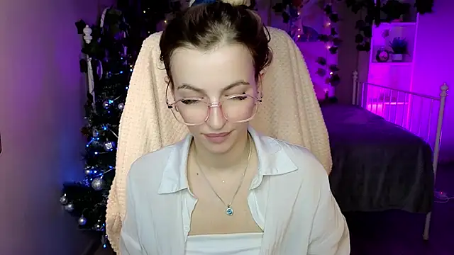 AlexaMoonshine online show from January 18, 3:52 pm