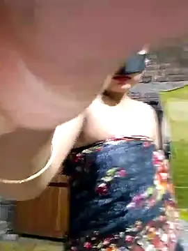 Hot Sweeti online show from April 30, 11:19 pm