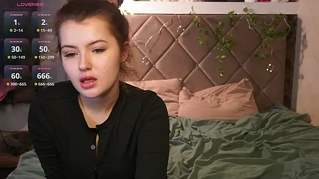 SueCurly online show from February 26, 10:31 pm