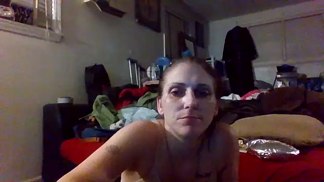 LadySn0w26 online show from May 13, 2:17 am