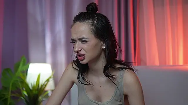 AriellaKitty online show from February 4, 8:45 pm