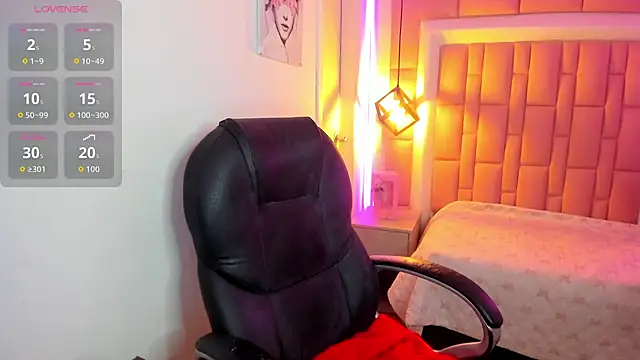 Amelia Lopez24 online show from March 8, 8:02 pm