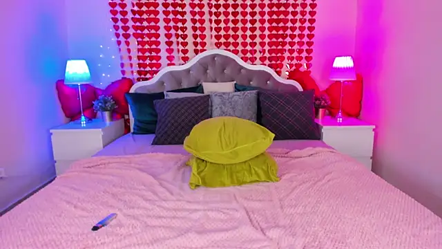 avycom online show from February 28, 3:33 pm