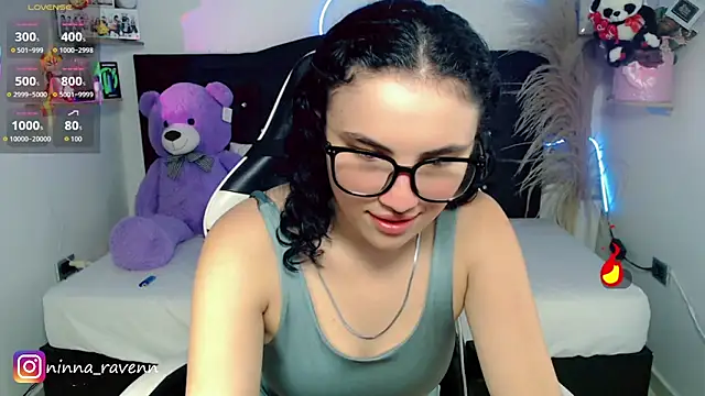 AriaDark online show from May 2, 9:51 pm