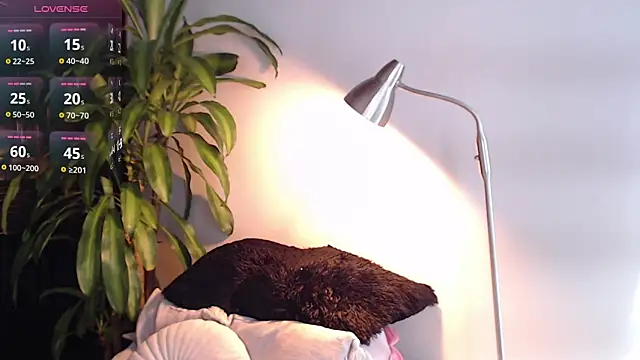 Mia Volkova  online show from June 20, 3:26 pm