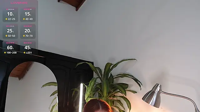 Mia Volkova  online show from July 28, 1:21 pm