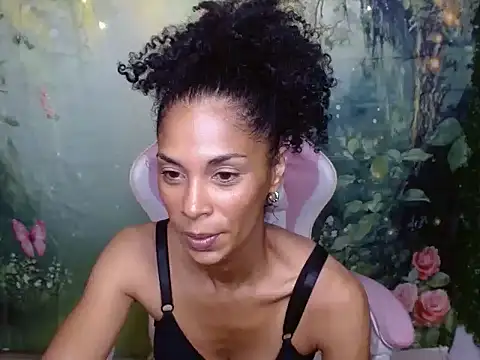 rosa skinny online show from May 2, 11:30 pm