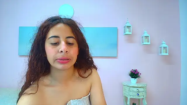 scarlett clyde online show from July 3, 12:55 pm