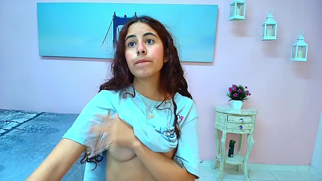 scarlett clyde online show from July 18, 1:13 pm