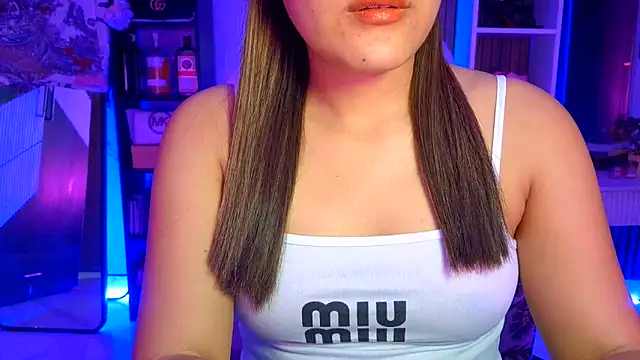  Maanvi  online show from June 13, 3:04 am