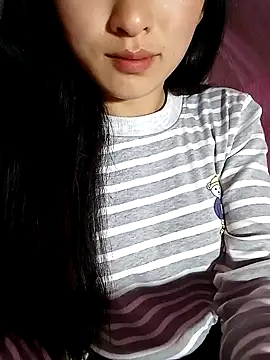 Thuyli xx online show from January 15, 2:56 pm