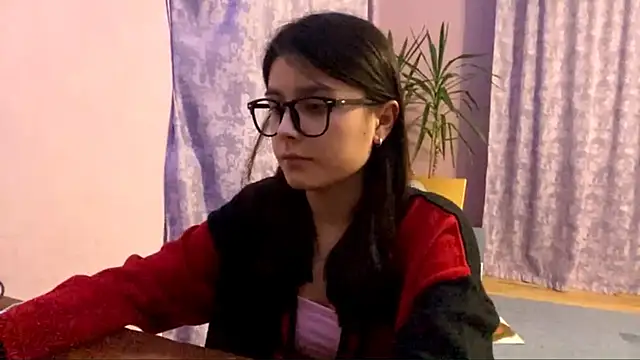 SaintMari online show from April 30, 5:40 pm