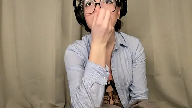 ju juliette online show from February 25, 10:30 pm