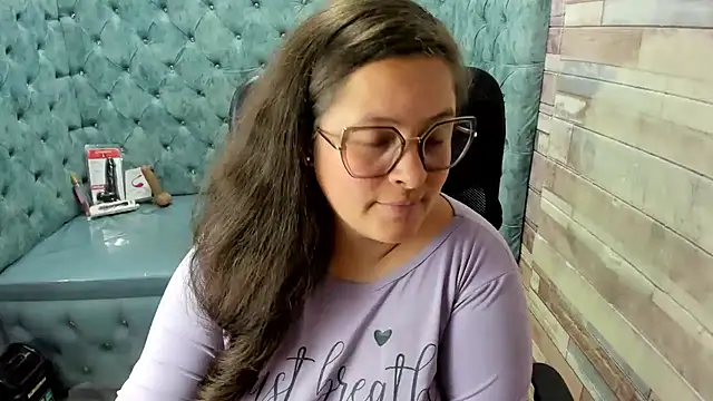 Sarah Boobs  online show from June 7, 7:26 am