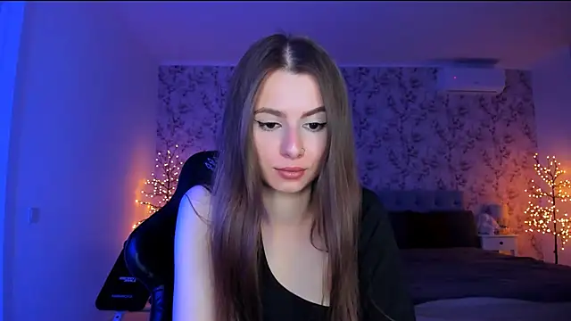 Hot Molly5 online show from June 26, 7:04 pm
