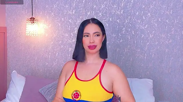 Sienna-Gold online show from June 17, 2:29 pm