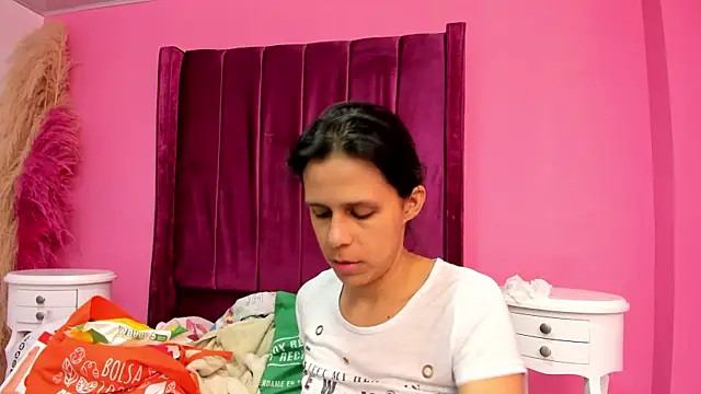 mitzukywinteer online show from July 15, 9:19 pm