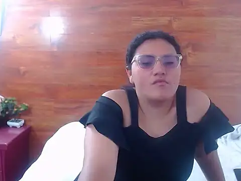 Rapunselxxx online show from January 17, 4:36 pm