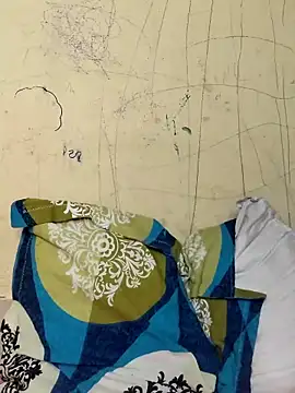 annugirl online show from February 3, 9:47 am