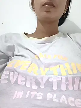 Cute-Natashaa online show from May 3, 5:38 pm