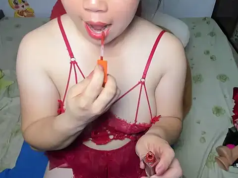 Tinaly18 online show from June 22, 2:14 pm