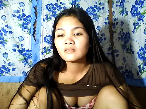 PinaySkinnyJust18 online show from April 28, 2:27 am