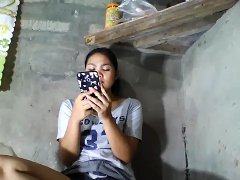 PinaySkinnyJust18 online show from July 22, 11:11 am