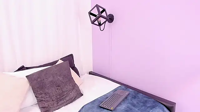 annarosse  online show from February 19, 12:05 pm