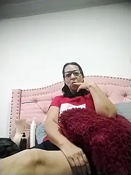 RosseLaure online show from February 10, 2:25 am