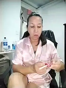 RosseLaure online show from June 14, 2:24 am