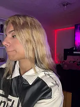 andyy x online show from February 20, 4:55 am