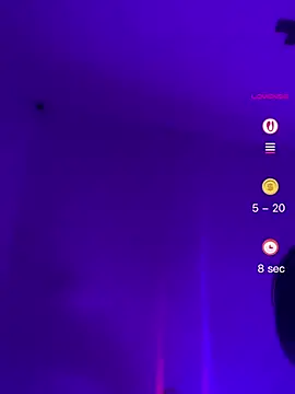 luxxlola online show from May 30, 3:26 am