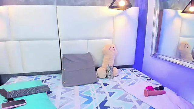 Martina armos online show from March 7, 1:51 pm