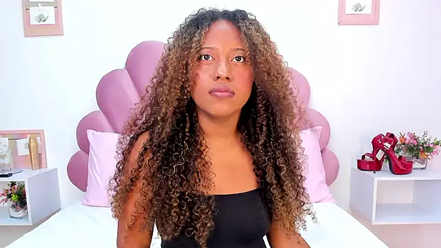 Ms zozi  online show from February 2, 1:32 pm