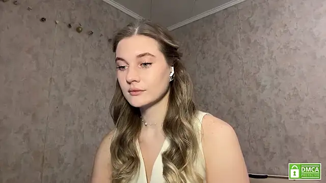 Jolievic online show from February 11, 11:23 am