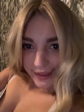 SashaPri online show from March 11, 7:05 pm