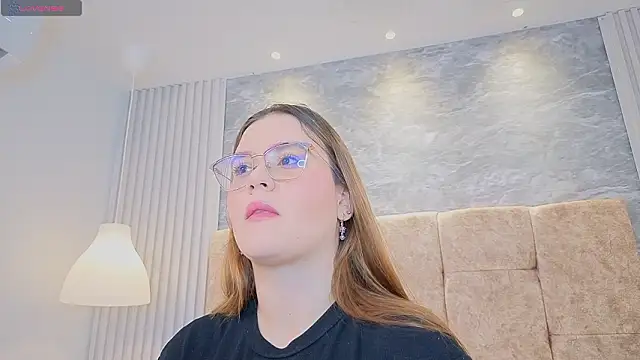 zoe hugeboobs online show from March 8, 11:58 am