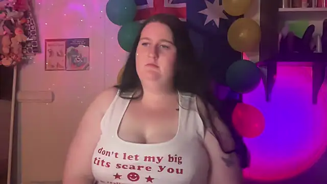 xopeachybaby online show from July 15, 10:53 am