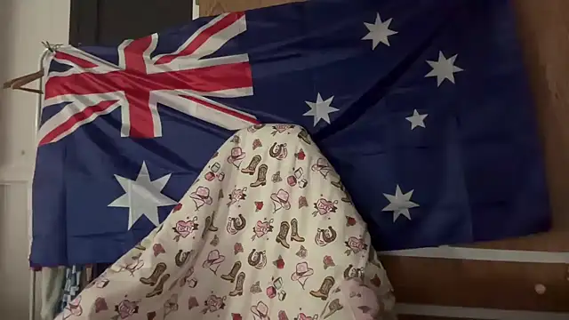 xopeachybaby online show from June 28, 12:23 pm