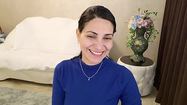 LovelyBeatrice online show from February 10, 11:02 am