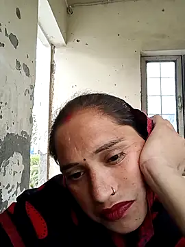 Cute-karisma1234 online show from March 15, 2:13 am