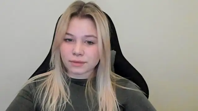 Lulu Di online show from February 22, 6:47 am