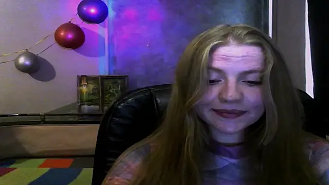 Space Girls 699 online show from June 5, 10:43 am