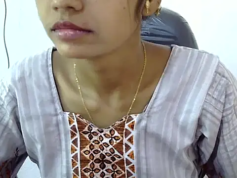 Kulsum S online show from March 15, 9:22 am