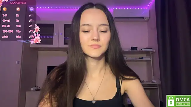 Kiaicatie online show from July 30, 2:51 pm